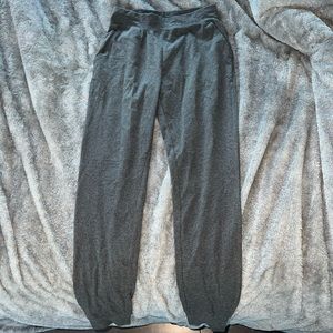 gray joggers size small